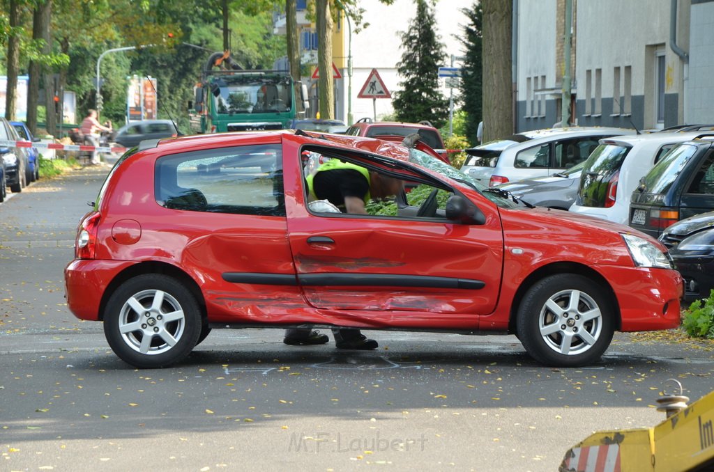 Vu Koeln Gremberg Usingerstr Wetzlarerstr P5581.JPG